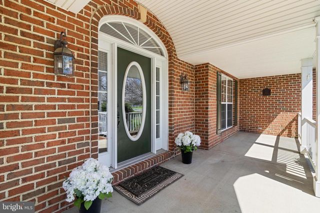 8800 HILL SPRING DR, La Plata, MD 20646