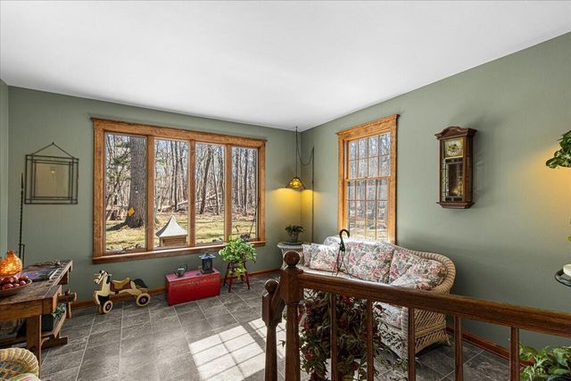 814 Tipperary LANE, Hartford, WI 53027