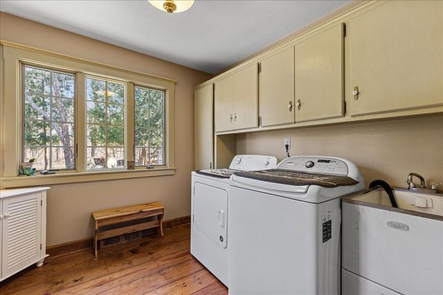 814 Tipperary LANE, Hartford, WI 53027