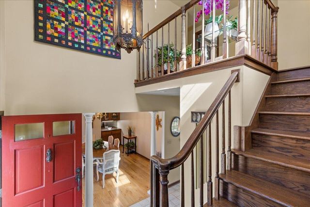 814 Tipperary LANE, Hartford, WI 53027