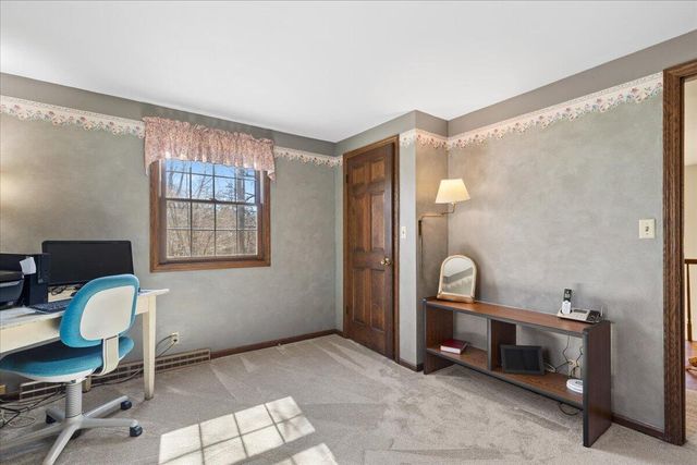 814 Tipperary LANE, Hartford, WI 53027