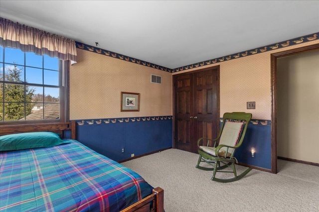 814 Tipperary LANE, Hartford, WI 53027