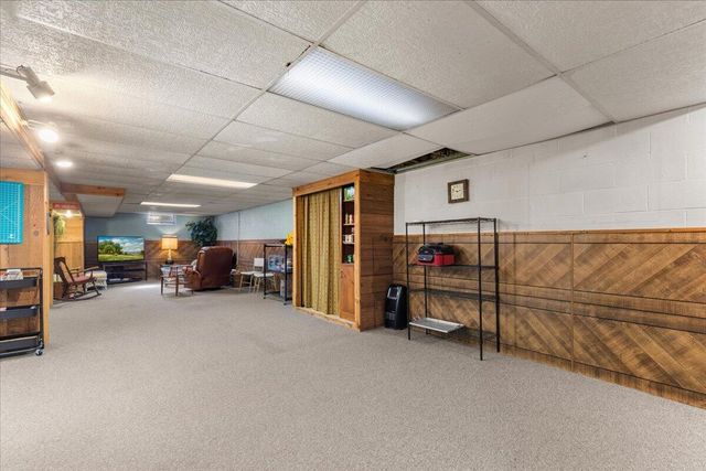 814 Tipperary LANE, Hartford, WI 53027