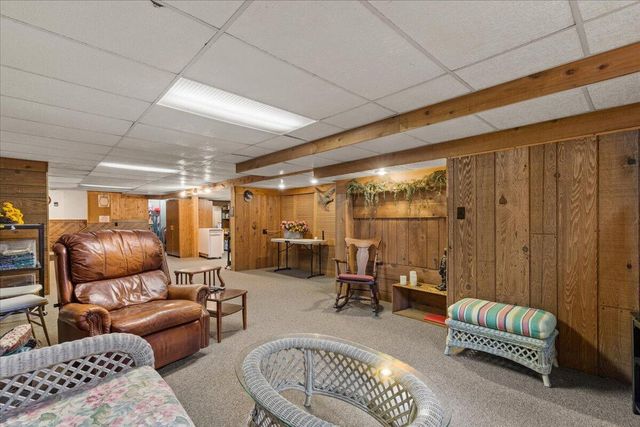 814 Tipperary LANE, Hartford, WI 53027