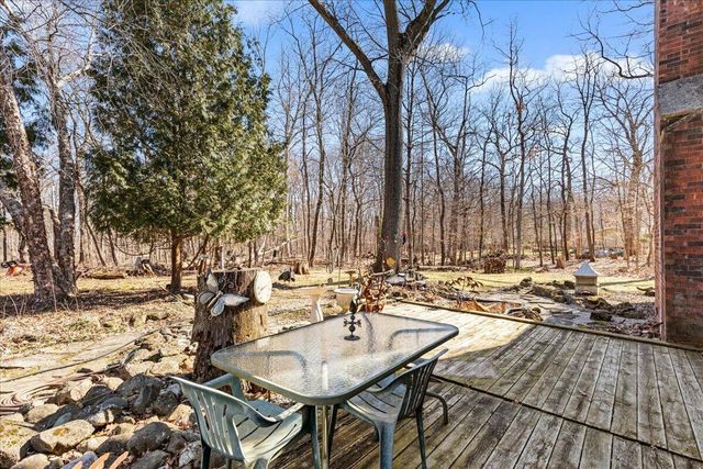 814 Tipperary LANE, Hartford, WI 53027