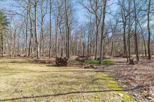 814 Tipperary LANE, Hartford, WI 53027