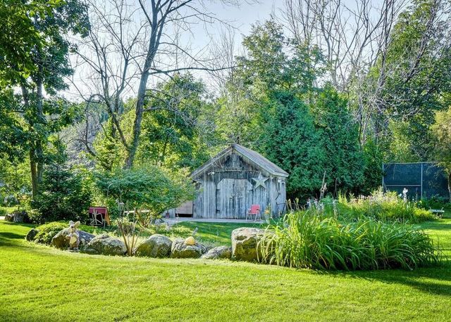 814 Tipperary LANE, Hartford, WI 53027