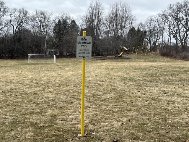 814 Tipperary LANE, Hartford, WI 53027