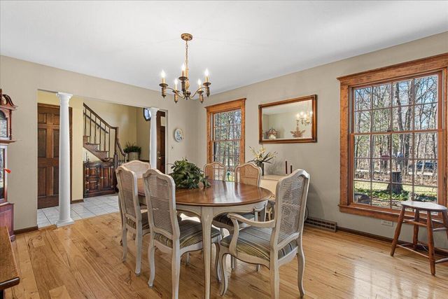 814 Tipperary LANE, Hartford, WI 53027