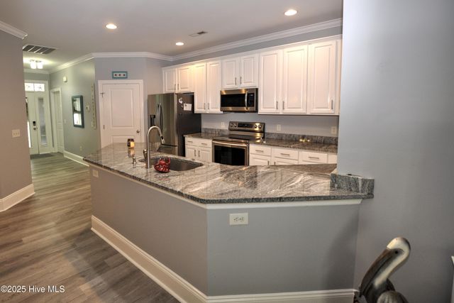 7195 Bonaventure Street SW 403, Ocean Isle Beach, NC 28469