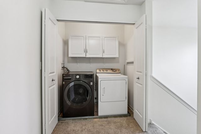 426 Plaza Place, Aurora, IL 60504