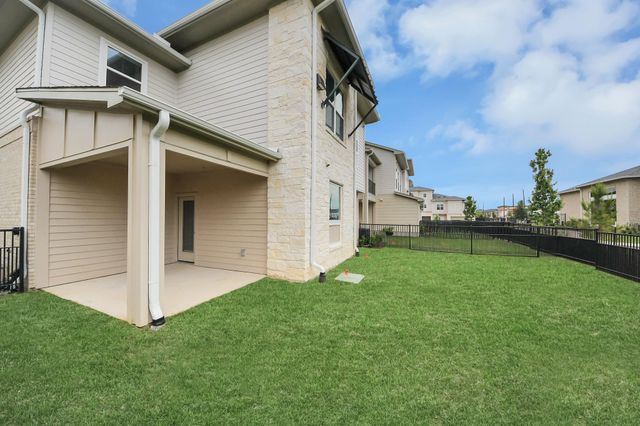 2002 Spring Stuebner 107, Spring, TX 77389