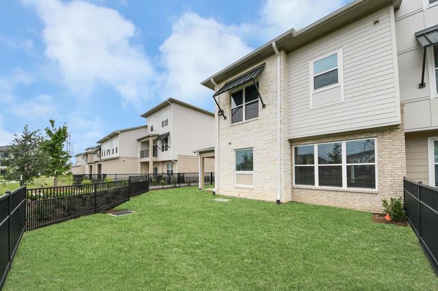 2002 Spring Stuebner 107, Spring, TX 77389