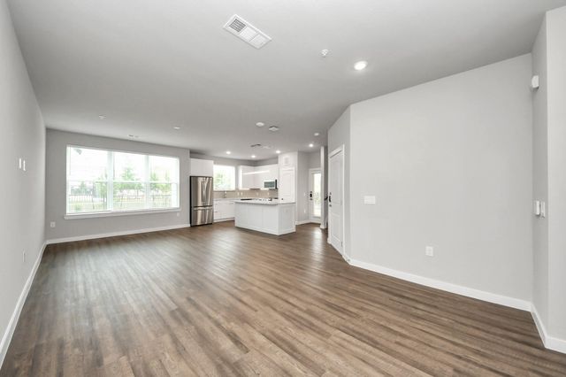 2002 Spring Stuebner 107, Spring, TX 77389