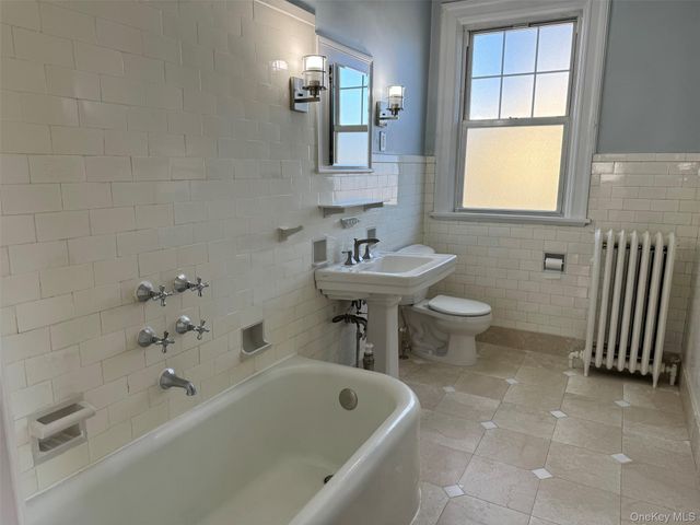 330 3rd Avenue, Pelham, NY 10803