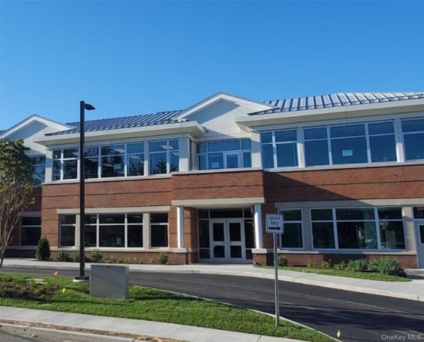 330 3rd Avenue, Pelham, NY 10803