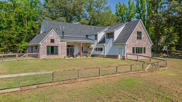 18160 HWY 196 HWY, Eads, TN 38028