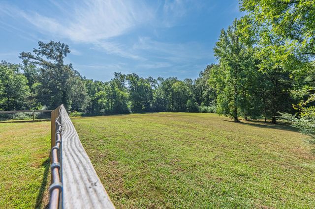 18160 HWY 196 HWY, Eads, TN 38028