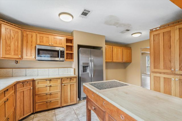 14605 Tallow Street, Santa Fe, TX 77517