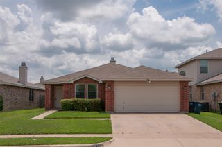 3833 Foxhound Lane, Fort Worth, TX 76123