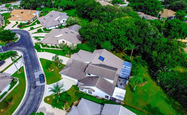 10868 Stafford Circle N, Boynton Beach, FL 33436