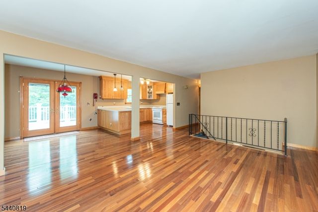20 County Road 521, Hampton Twp., NJ 07860