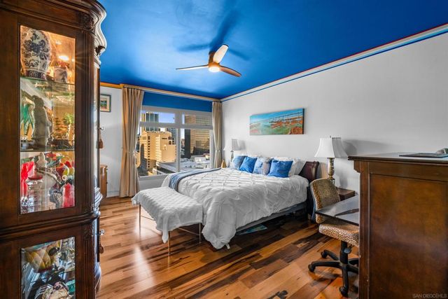 645 Front St 1604, San Diego, CA 92101