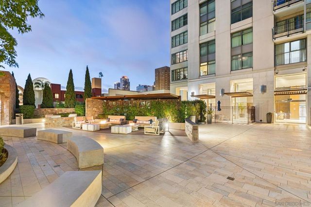 645 Front St 1604, San Diego, CA 92101