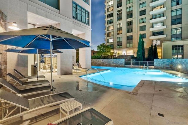 645 Front St 1604, San Diego, CA 92101