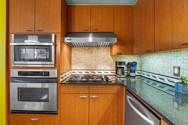 645 Front St 1604, San Diego, CA 92101