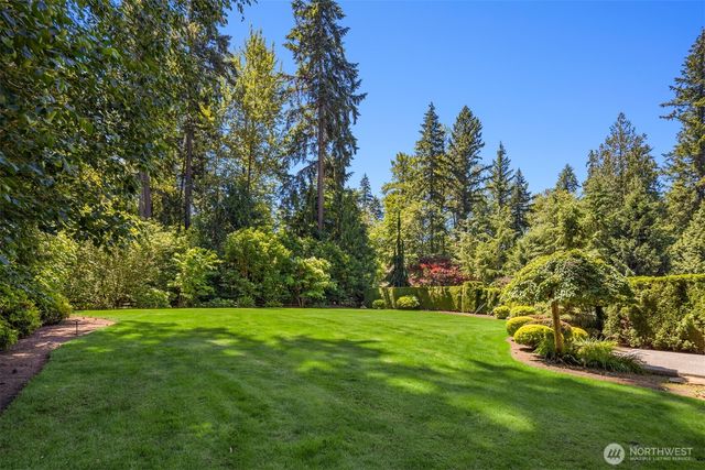 12426 205th Place NE, Woodinville, WA 98077