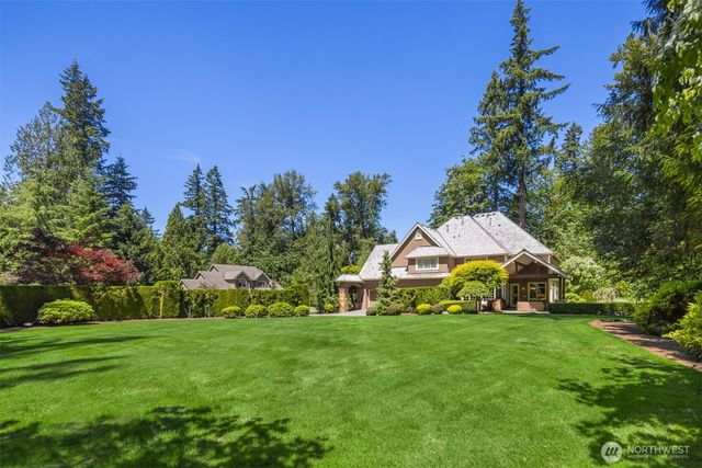 12426 205th Place NE, Woodinville, WA 98077