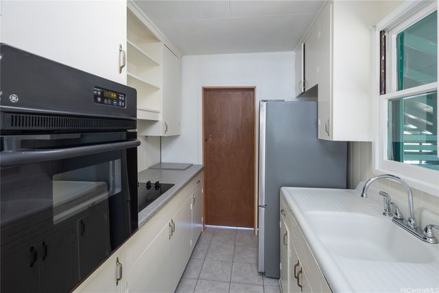 2601 Myrtle Street FRONT, Honolulu, HI 96816