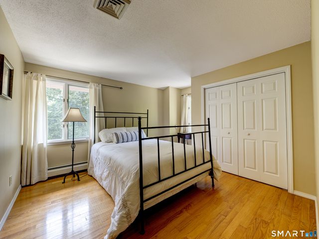 15 Brookridge Drive, Avon, CT 06001