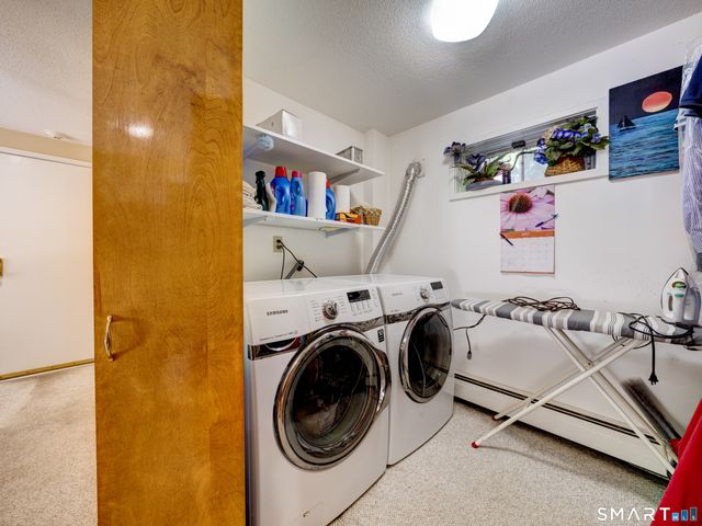 15 Brookridge Drive, Avon, CT 06001