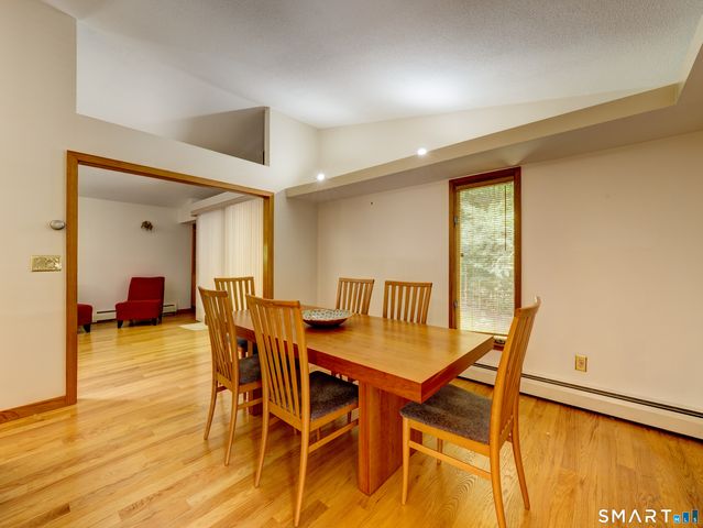15 Brookridge Drive, Avon, CT 06001