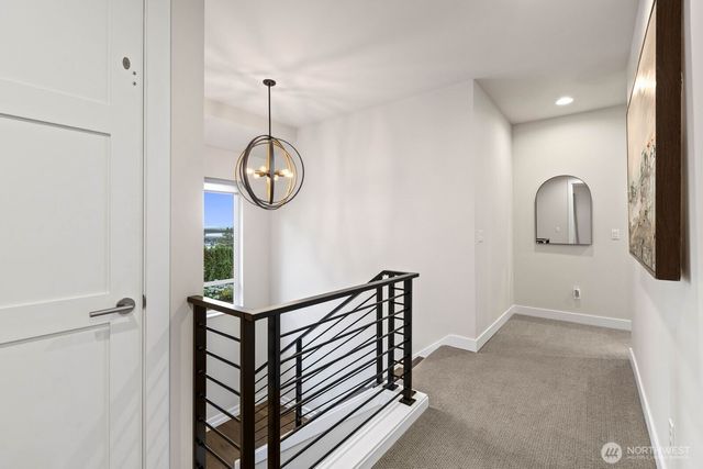 1525 36th Avenue S, Seattle, WA 98144