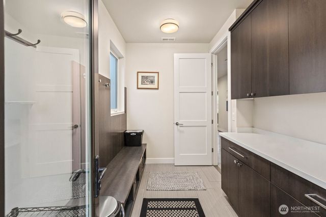 1525 36th Avenue S, Seattle, WA 98144