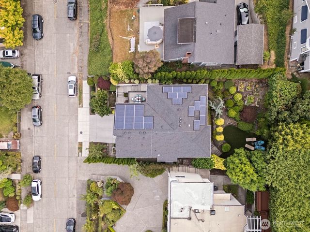 1525 36th Avenue S, Seattle, WA 98144