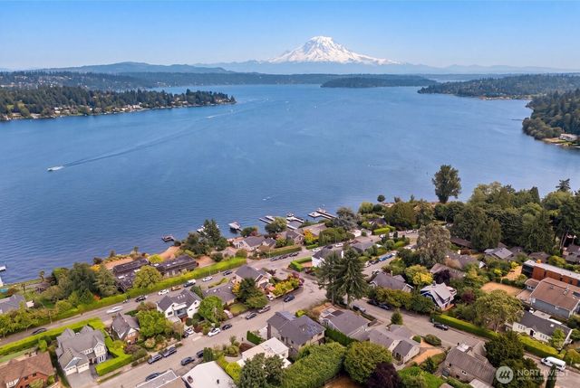 1525 36th Avenue S, Seattle, WA 98144