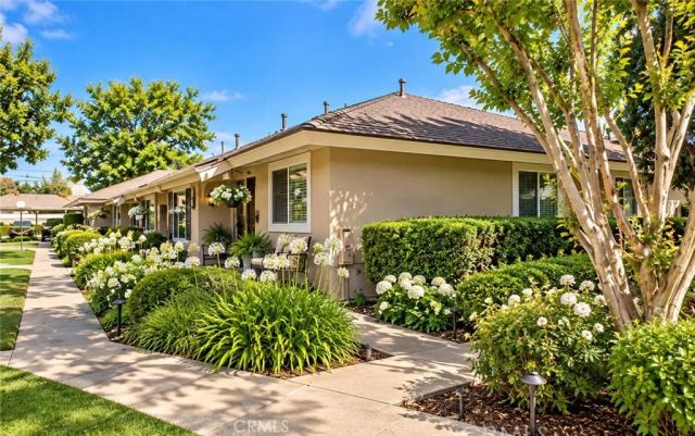 1919 Sherry 64, Santa Ana, CA 92705