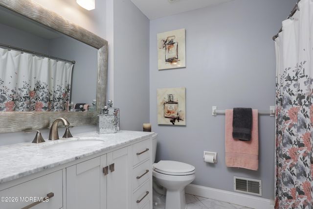 2000 Seventh Avenue, Toms River, NJ 08757