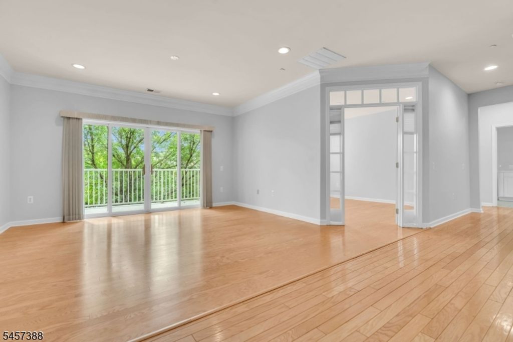 3210 Chesterwood Way 3210, Franklin Twp., NJ 08873 — photo 2