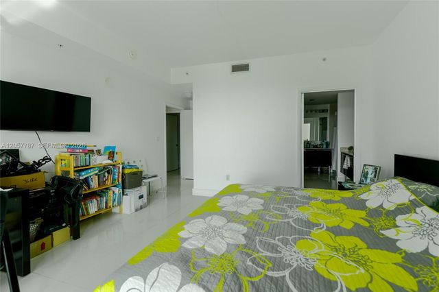 1900 N Bayshore Drive 3612, Miami, FL 33132
