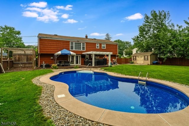 59 Knoll Rd, Parsippany-troy Hills Twp., NJ 07054