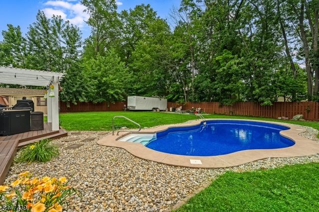 59 Knoll Rd, Parsippany-troy Hills Twp., NJ 07054