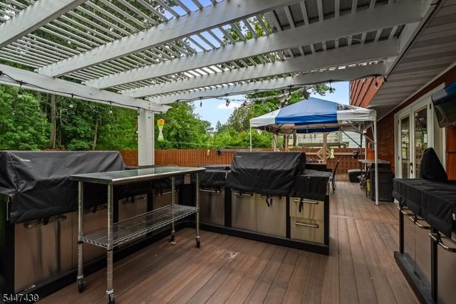 59 Knoll Rd, Parsippany-troy Hills Twp., NJ 07054