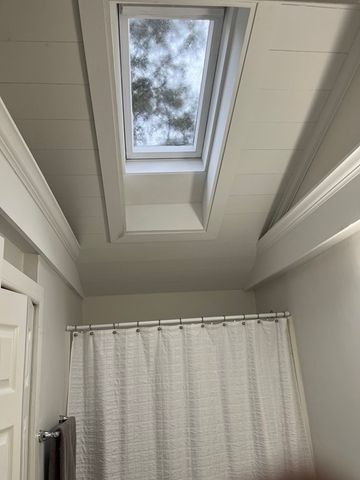 132 Woodsbury Rd, Rockland, MA 02370