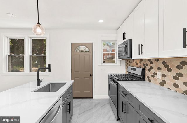 208 BURKE AVE, Baltimore, MD 21286