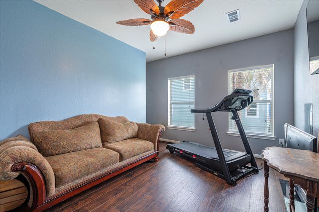 2723 Postoffice, Galveston, TX 77550